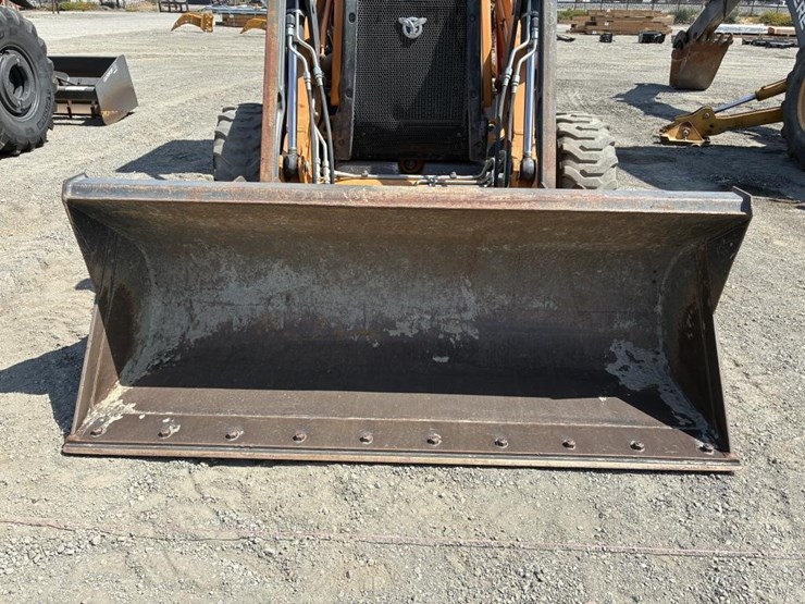 2021-case-570n-ep-image-5