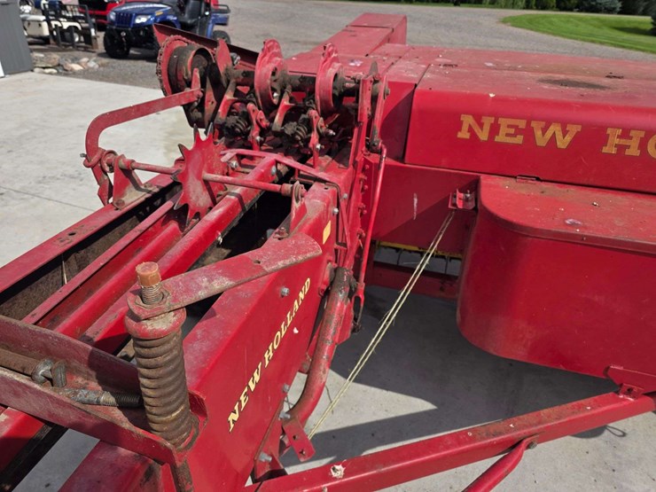 new-holland-268-image-25
