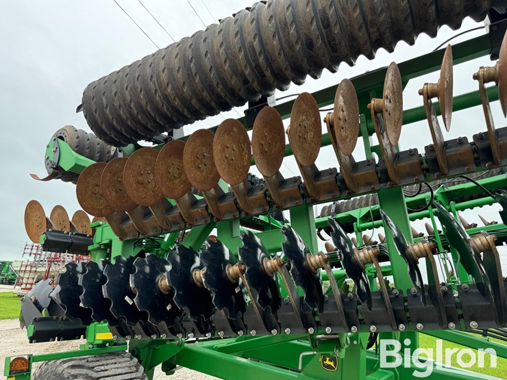 2023-john-deere-2680h-image-19