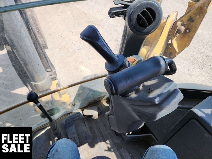 2014-deere-310sk-image-15