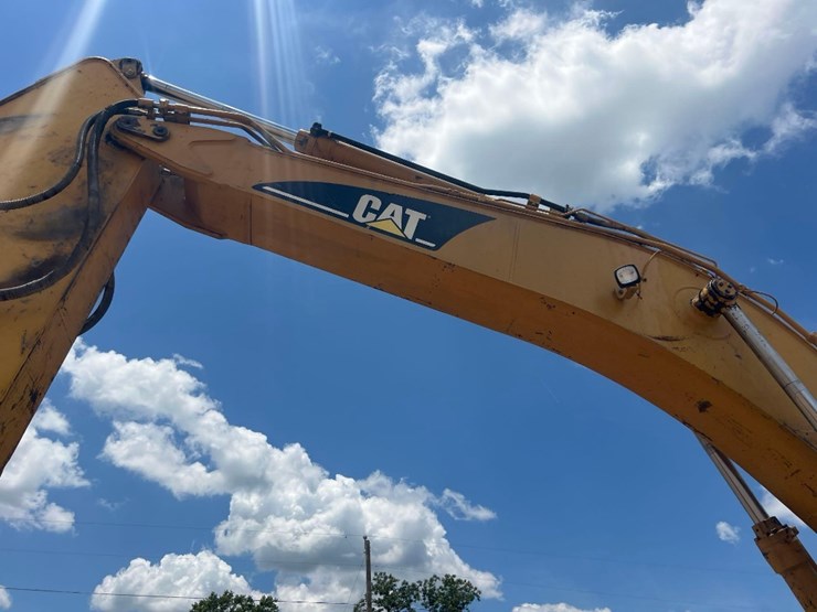 2006-caterpillar-330dl-image-14