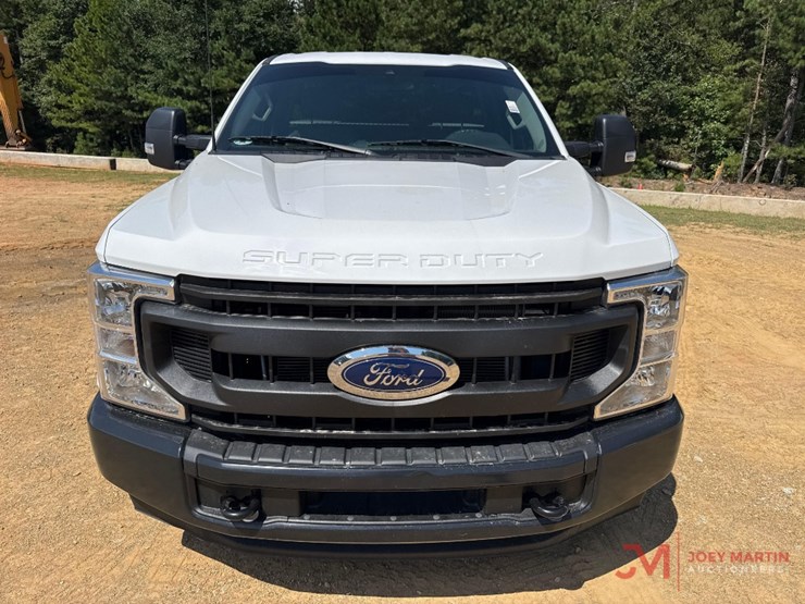 2022-ford-f250-xl-image-7