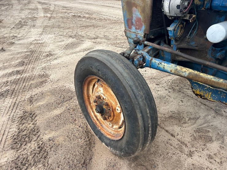 ford-3000-image-18