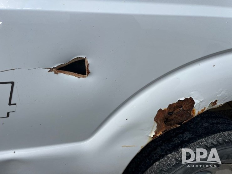 2011-ford-f250-image-34
