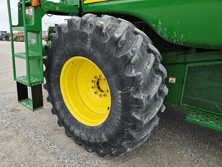 2004-john-deere-9660-sts-image-15