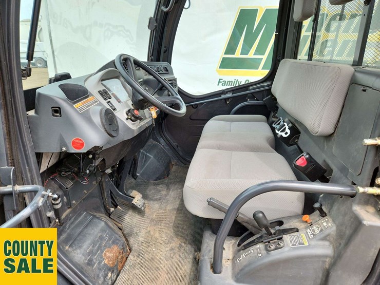 2011-kubota-rtv1100-image-6