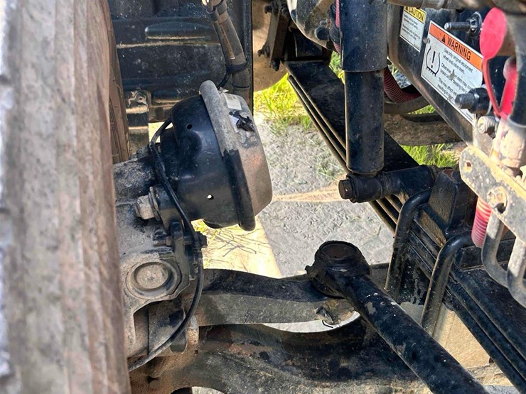2022-western-star-tri-axle-dump-image-36