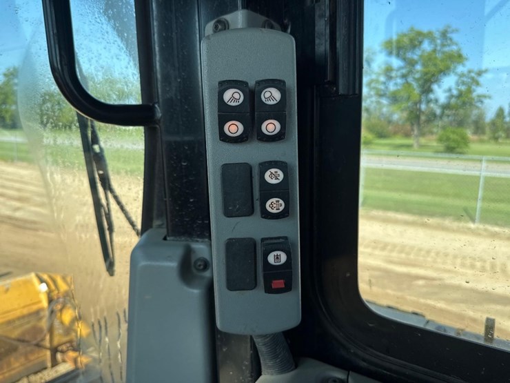 caterpillar-d6t-lgp-image-31