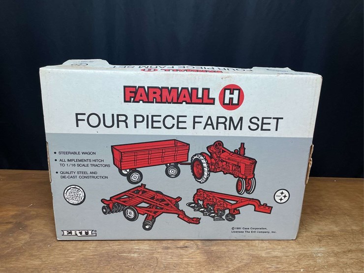 1/16-farmall-h-farm-set-nib-ertl-image-9