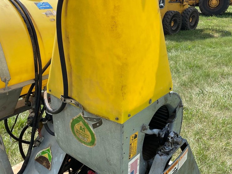 a1-55-gallon-3pt-fly-sprayer-image-6