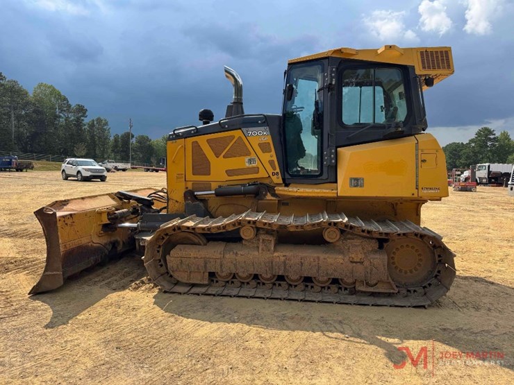 2015-deere-700k-lgp-image-5