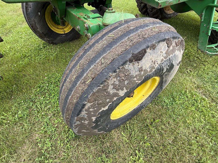 1983-john-deere-4650-image-20