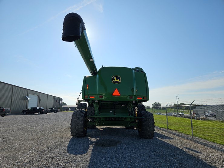 2009-john-deere-9770-sts-image-22