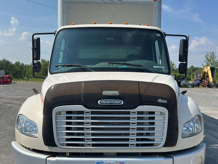 2003-freightliner-m2-106-box-truck-(17’-box)-image-7