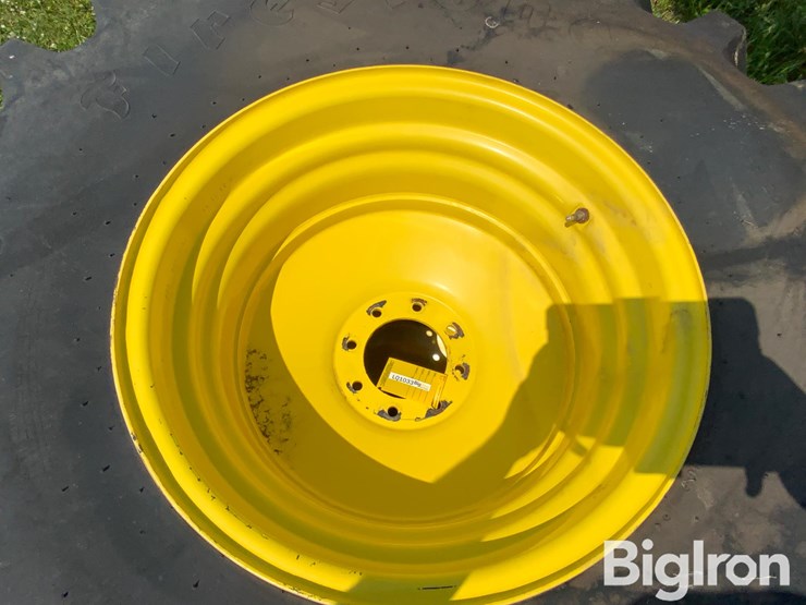 firestone-23.1-26-tires-on-8-bolt-john-deere-rims-image-12