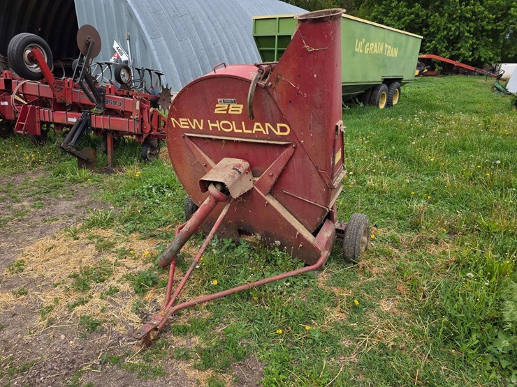 new-holland-28-image-2
