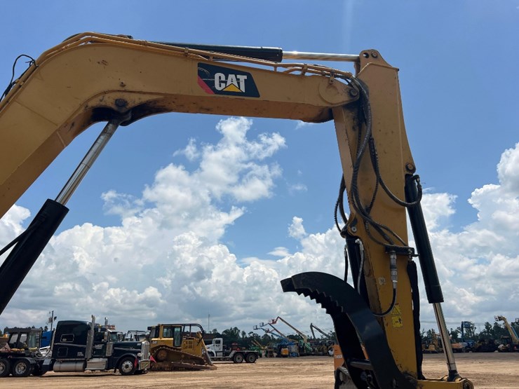 2019-caterpillar-308-cr-image-15