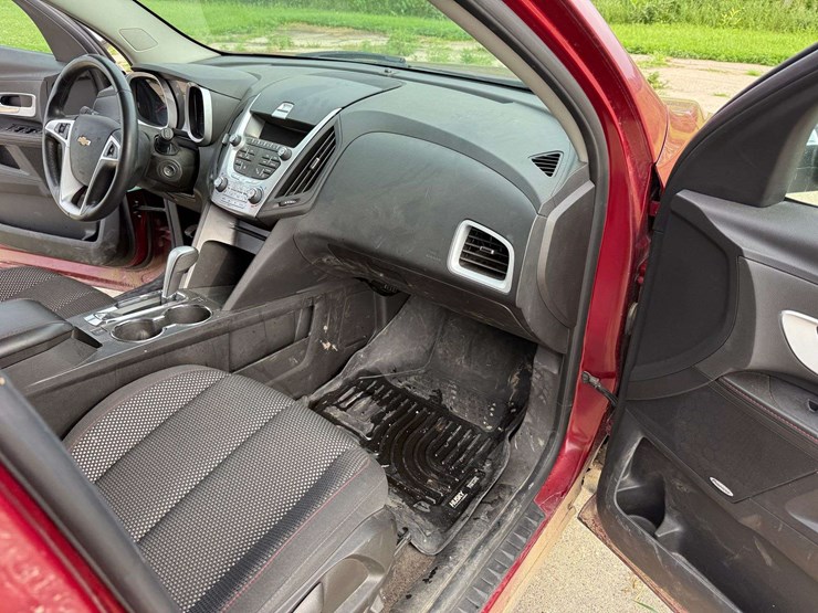 2011-chevrolet-equinox-image-36