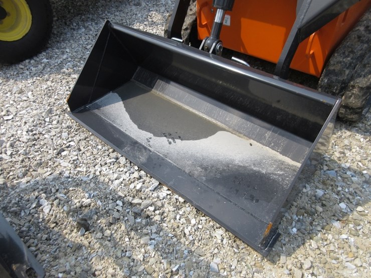land-hero-mini-skid-steer-image-9