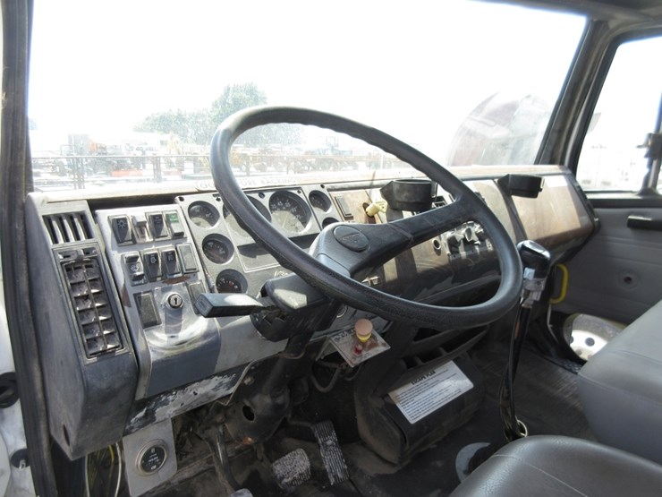 1999-caterpillar-3126-image-13