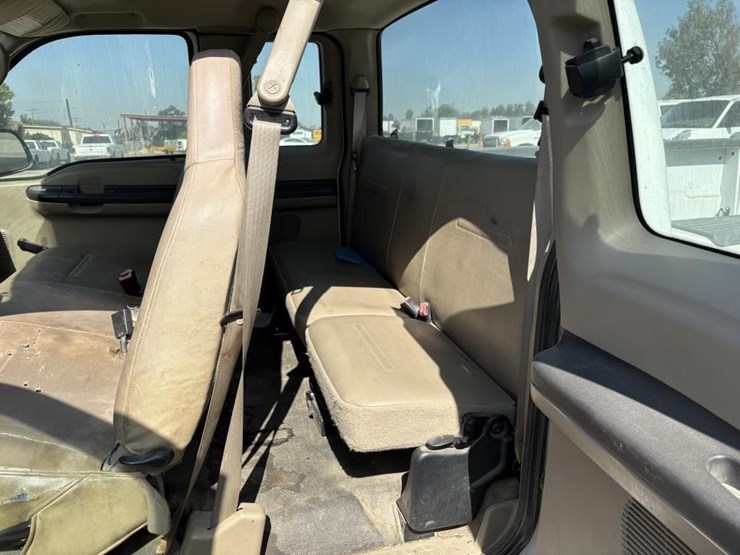 2007-ford-f250-image-13