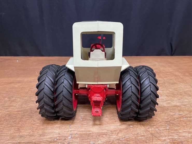 1/16-ih-1256-ertl-image-4