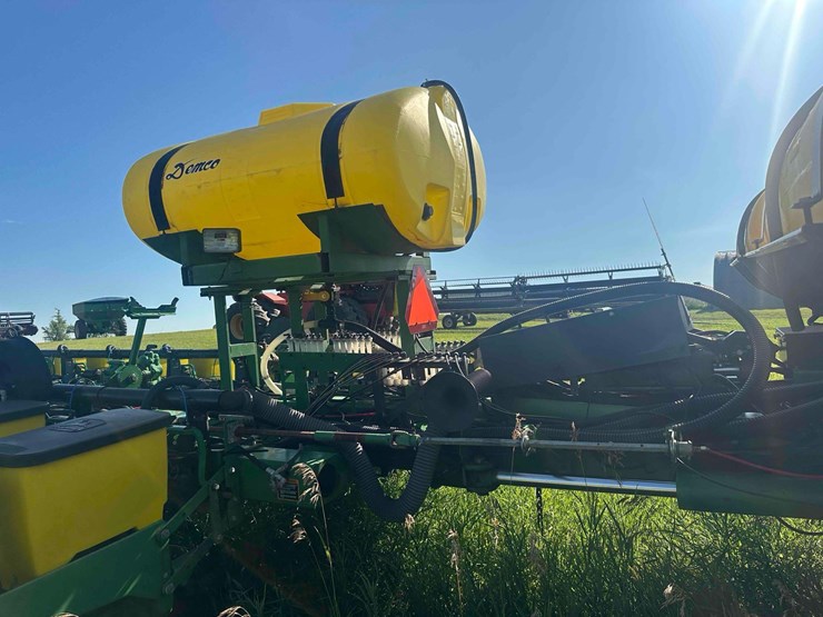 john-deere-1770-image-11