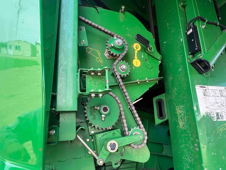 2021-john-deere-s680-image-26