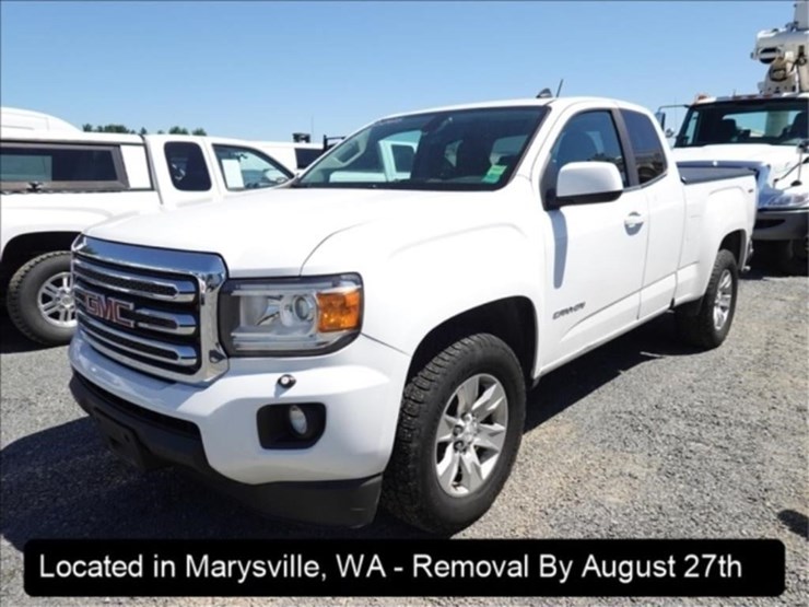 2016-gmc-canyon-image-1