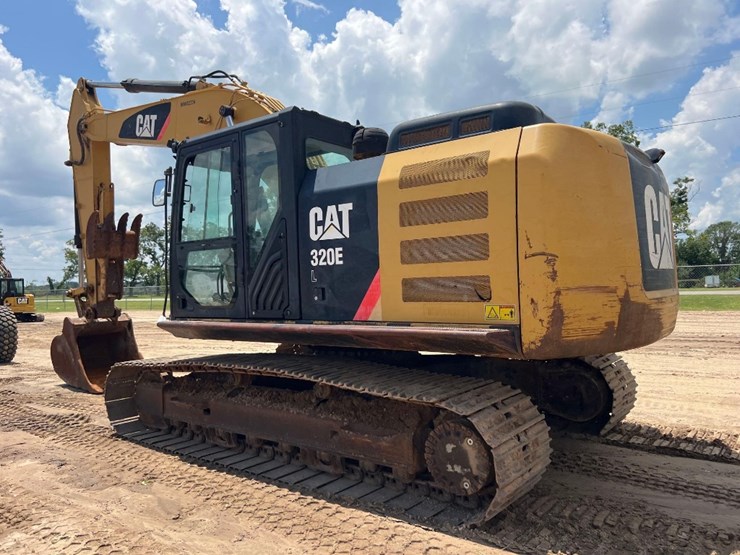 2013-caterpillar-320el-image-2