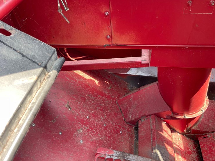 2002-case-ih-2366-image-72