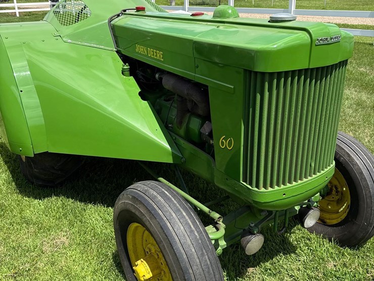 1956-john-deere-60-image-6
