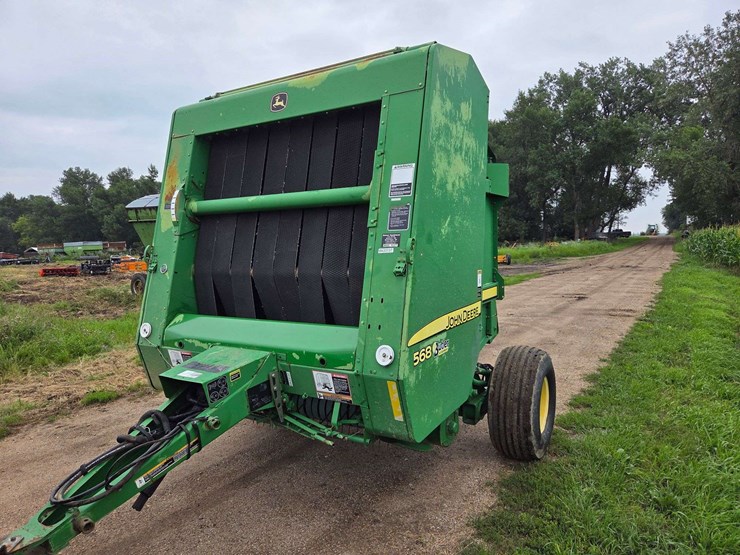 2007-john-deere-568-image-8