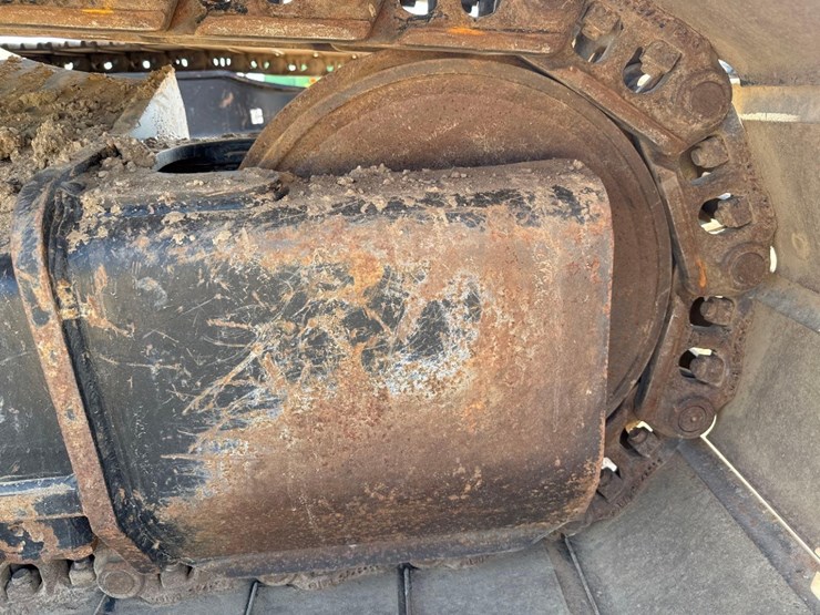 2018-caterpillar-326fl-image-23