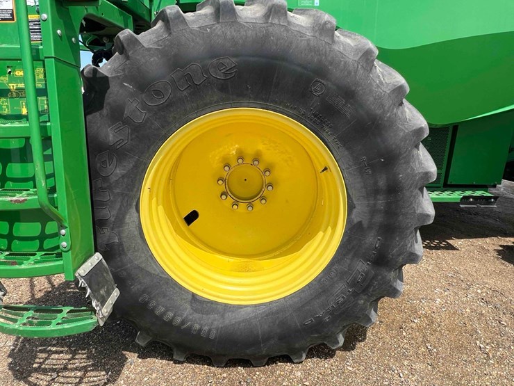 2021-john-deere-s680-image-46