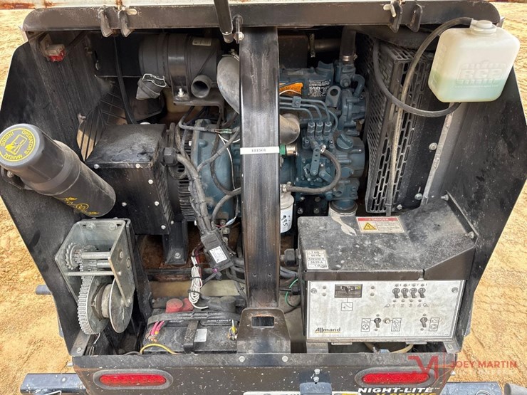 2019-allmand-bros-night-lite-v-series-nlv-image-8