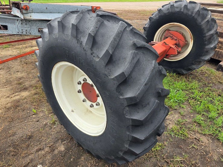 axle-with-(2)-18.4-26-tires-on-8-bolt-rims,-buying-all-for-one-money-image-3
