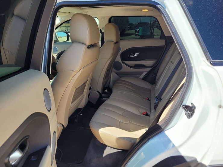 2013-land-rover-range-rover-image-6