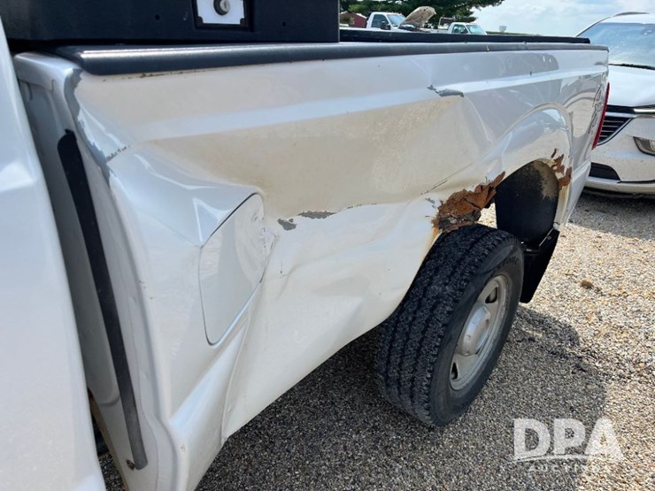 2011-ford-f250-image-45