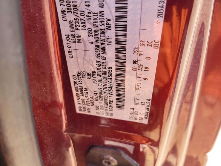 2004-ford-e150-image-11