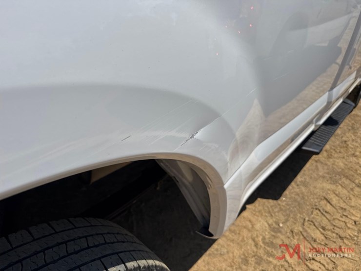 2021-ford-f250-xl-image-18