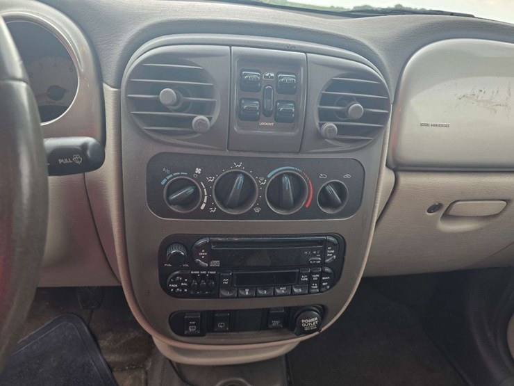 2001-chrysler-pt-cruiser-limited-edition,-129,033-miles,-5-speed-manual-transmission,-sun-roof,-cd/c-image-34