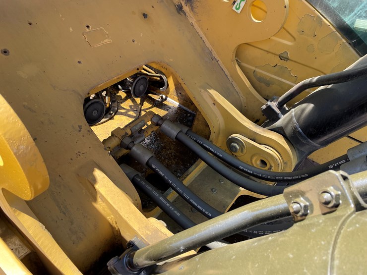 caterpillar-345c-image-38