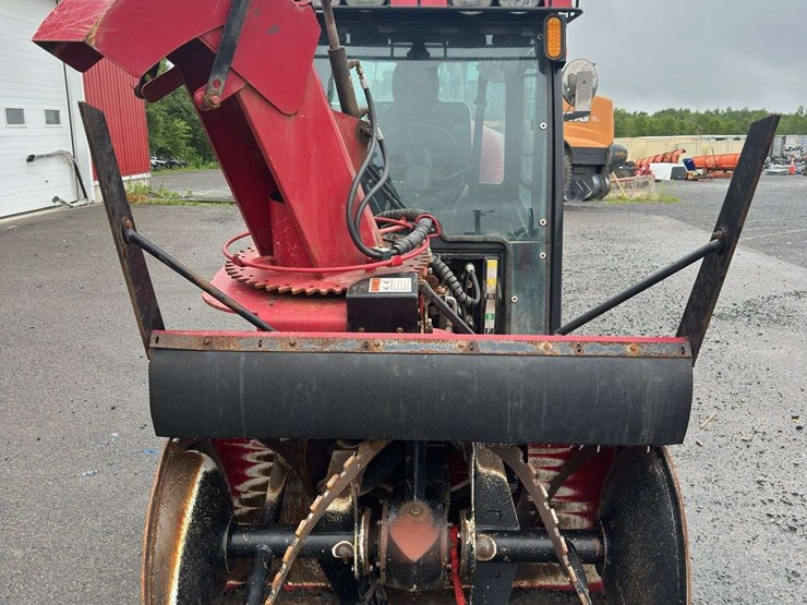 maclean-engineering-mv-sidewalk-blower-with-drop-spreader-and-snowblower-image-7