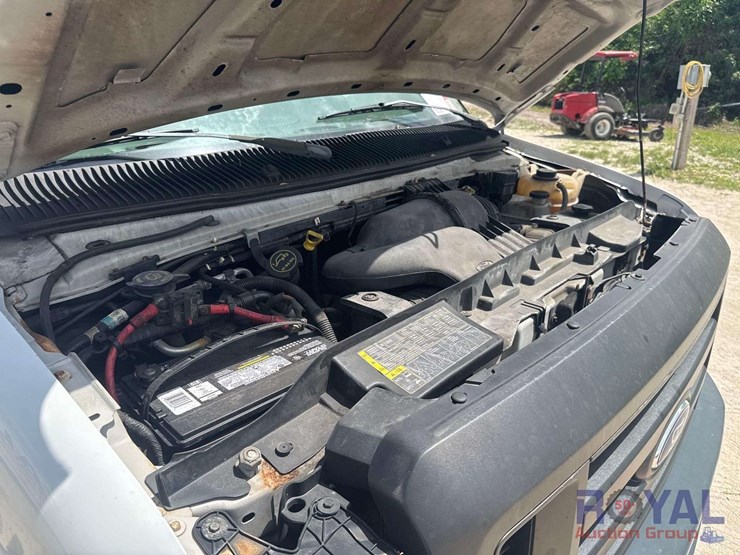 2008-ford-cargo-image-7