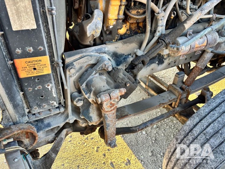 1993-peterbilt-377-image-60