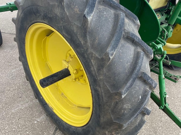 john-deere-420-image-4