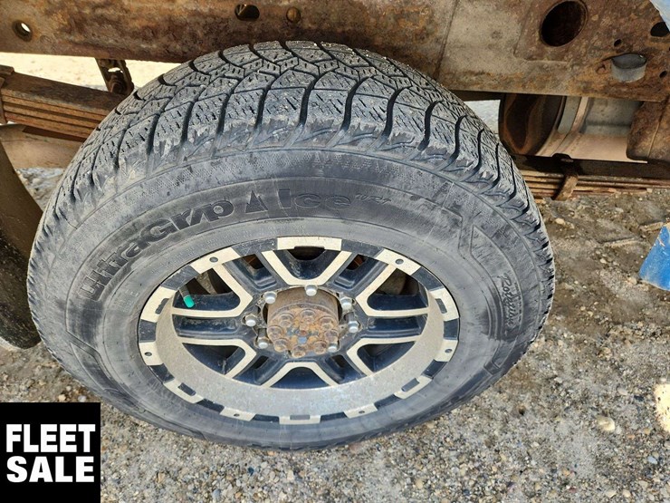 2008-gmc-sierra-2500hd-image-25