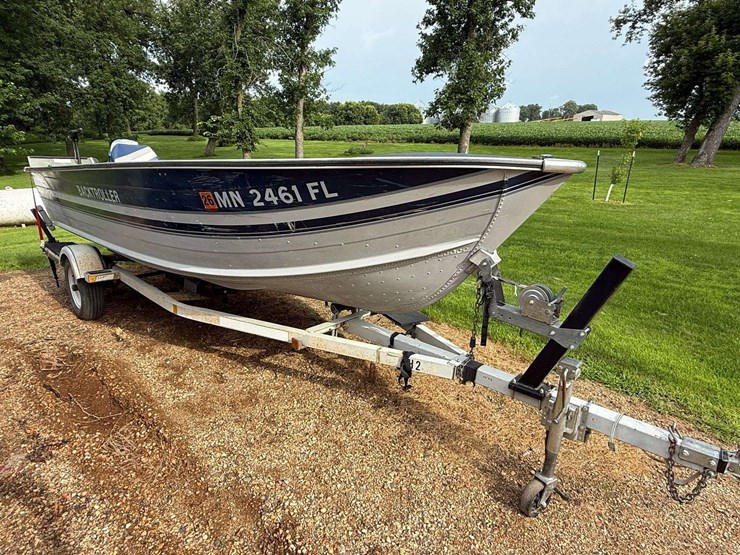 1988-sylvan-model-16bto-back-troller-fishing-boat-with-40hp-evinrude-2-stroke-engine-and-35lb-thrust-image-8