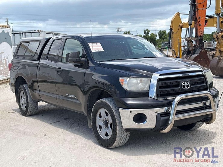 2010-toyota-tundra-image-2
